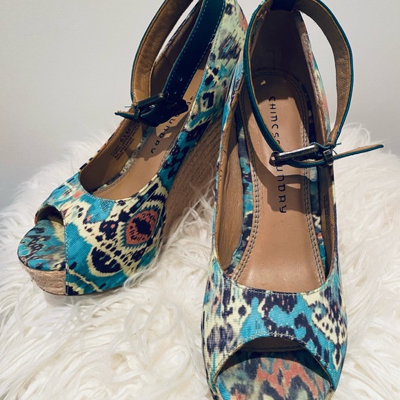 CHINESE LAUNDRY WEDGE SANDALS - Picture 7 of 7